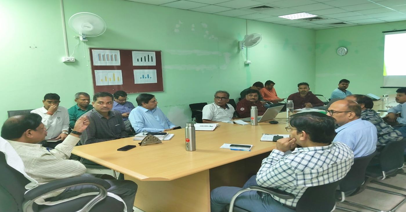 Technical review meeting with plant officials